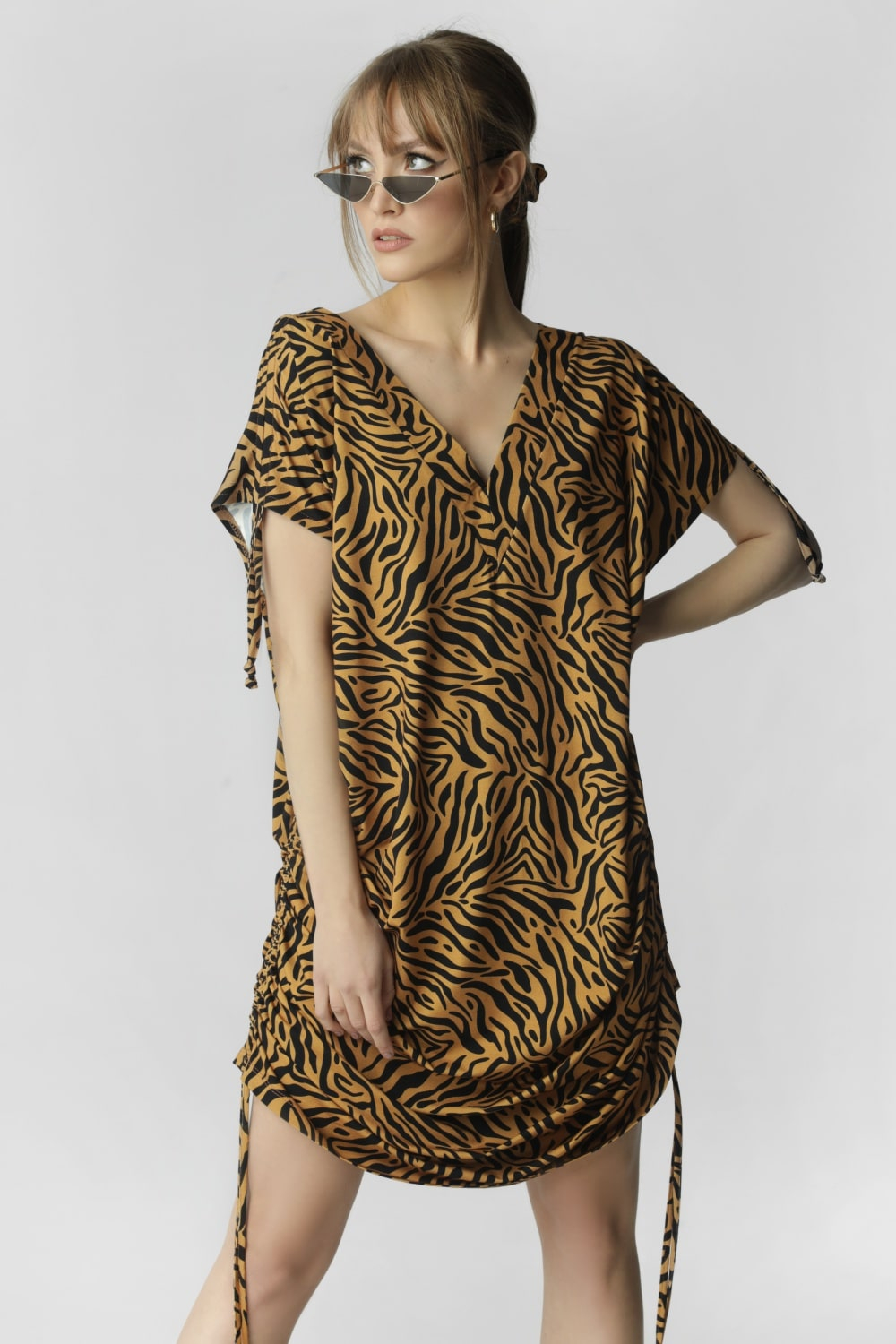 sukienki zwierzęcy print, tygrysi print, sukienka w tygrysa, sukienka oversize